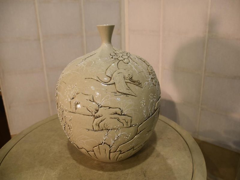 Japanese Vase with Cranes and Deer - Image 4