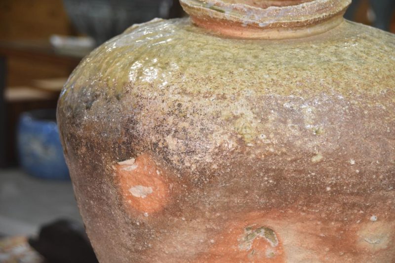 Shigaraki Wood Fired Tsubo Vase Width:470mm - Image 7