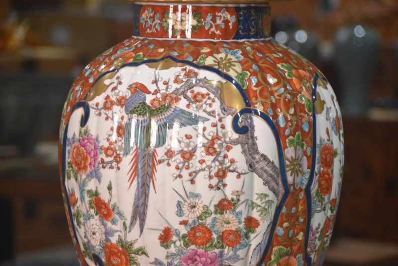 Large Imari Lidded Urn Height:660mm - Image 2