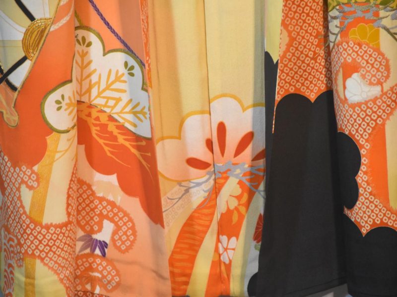 Japanese Silk Furisode Kimono - Image 3