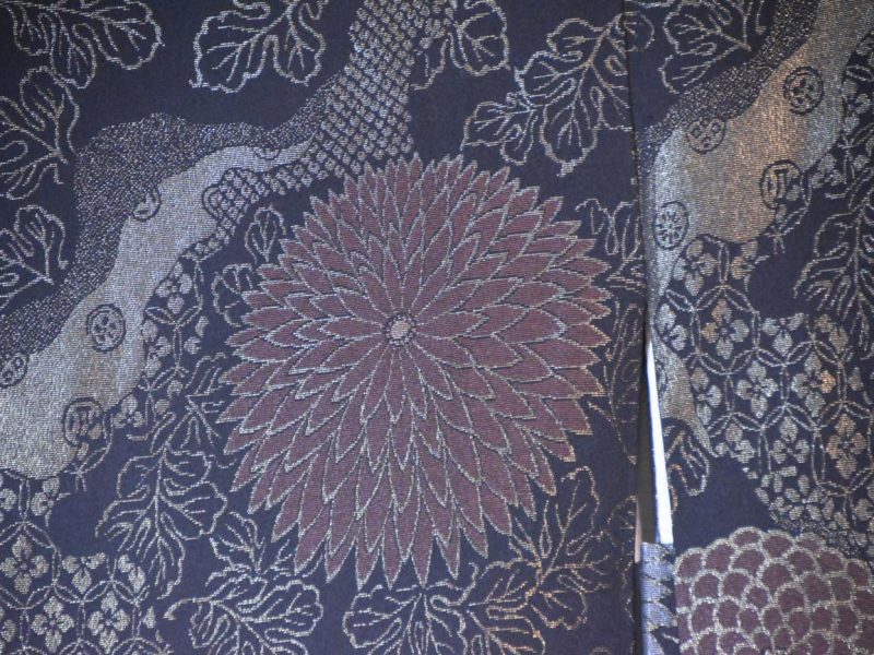 Metallic and Silk Vintage Haori - Image 2