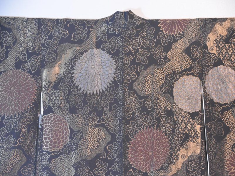 Metallic and Silk Vintage Haori - Image 5