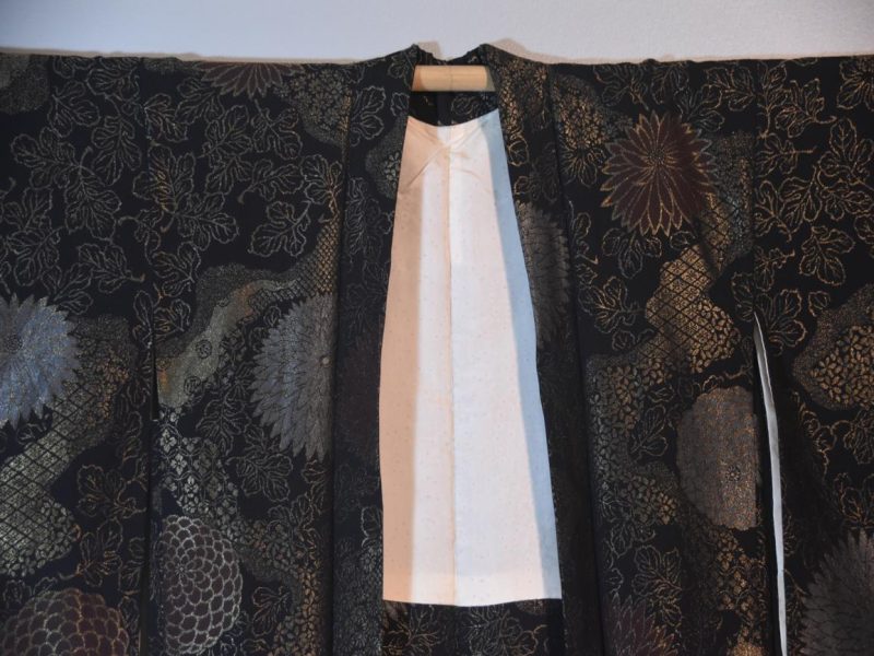 Metallic and Silk Vintage Haori - Image 4