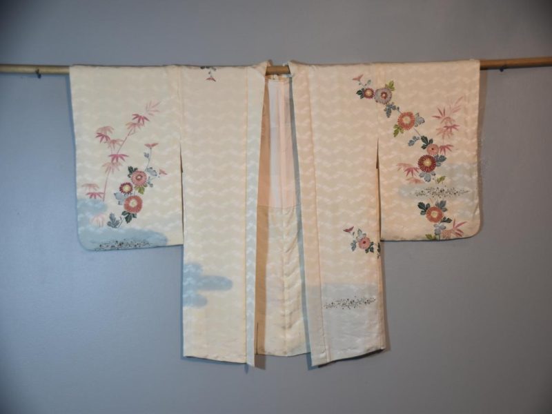 Metallic and Silk Vintage Haori - Image 4