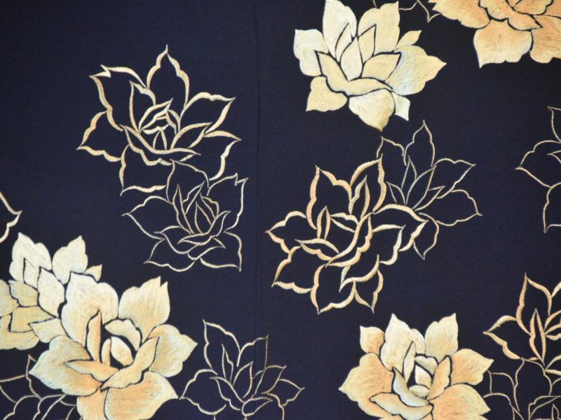 Buttery Silk Embroidered Roses Vintage Haori - Image 2
