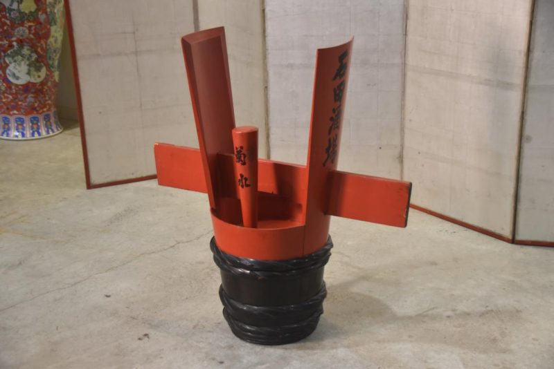 Japanese Ceremonial Sake Keg Height:960mm - Image 2