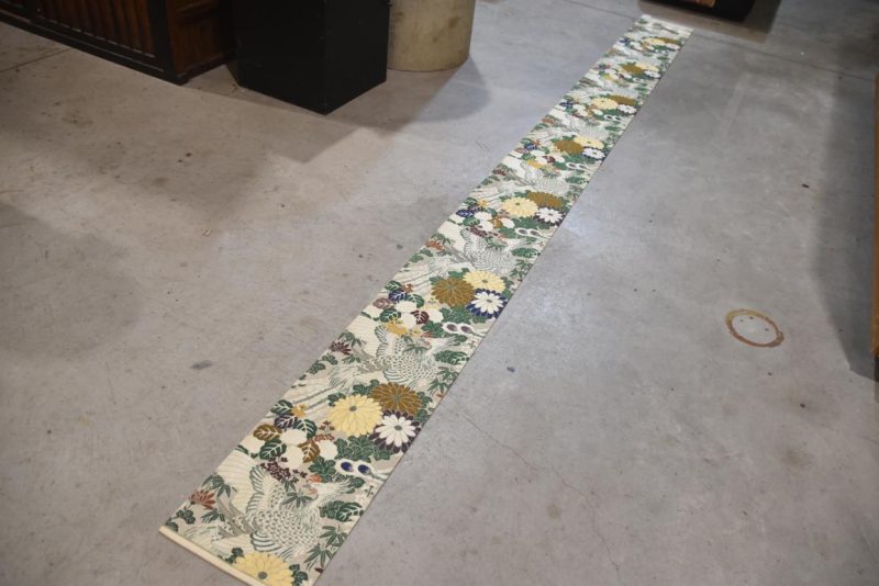 Vintage Maru Obi Sash Table Runner Decorated with Phoenix Length:4000mm - Image 6