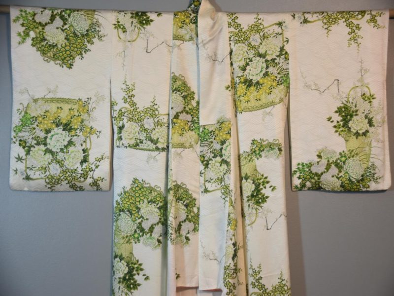 Japanese Vintage Silk Kimono - Image 8