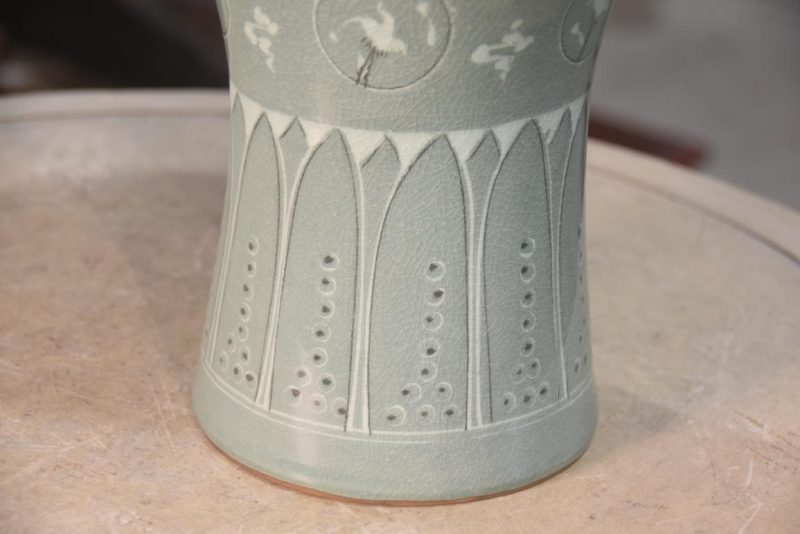 Korean Celadon Vase Height:425mm - Image 4