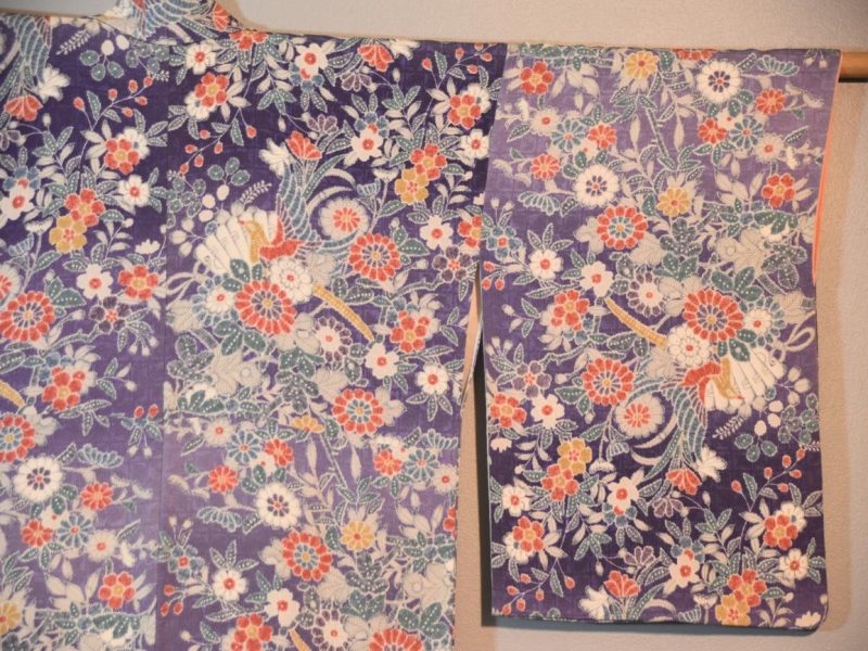Chrysanthemum and Birds Vintage Silk Crepe Kimono - Image 7