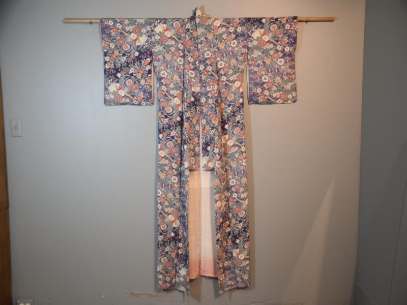 Chrysanthemum and Birds Vintage Silk Crepe Kimono - Image 5