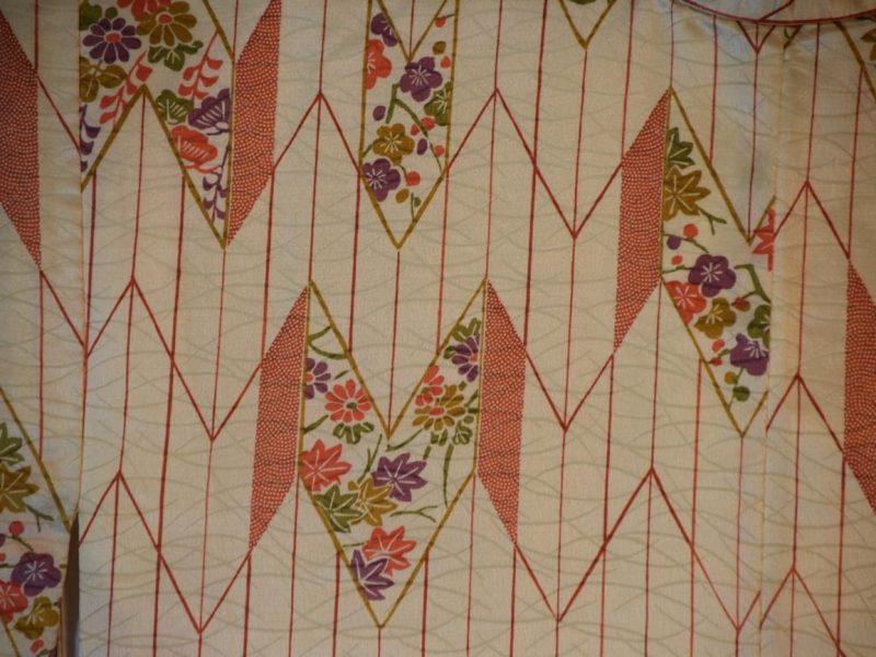 Japanese Vintage Silk Kimono - Image 2