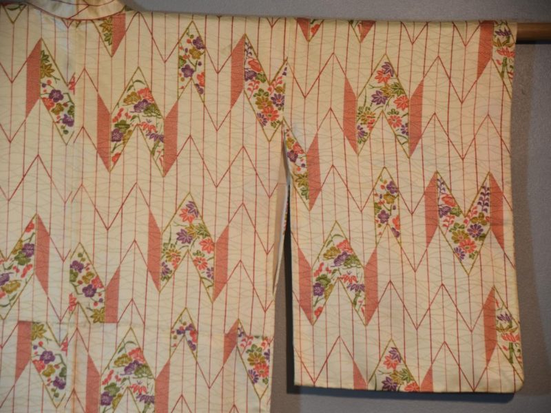 Japanese Vintage Silk Kimono - Image 8