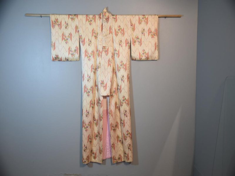 Japanese Vintage Silk Kimono - Image 6