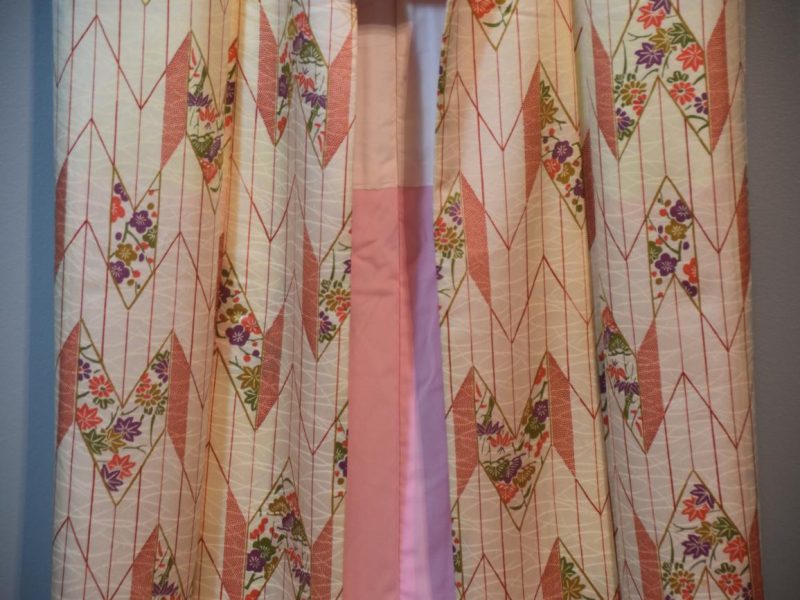 Japanese Vintage Silk Kimono - Image 4