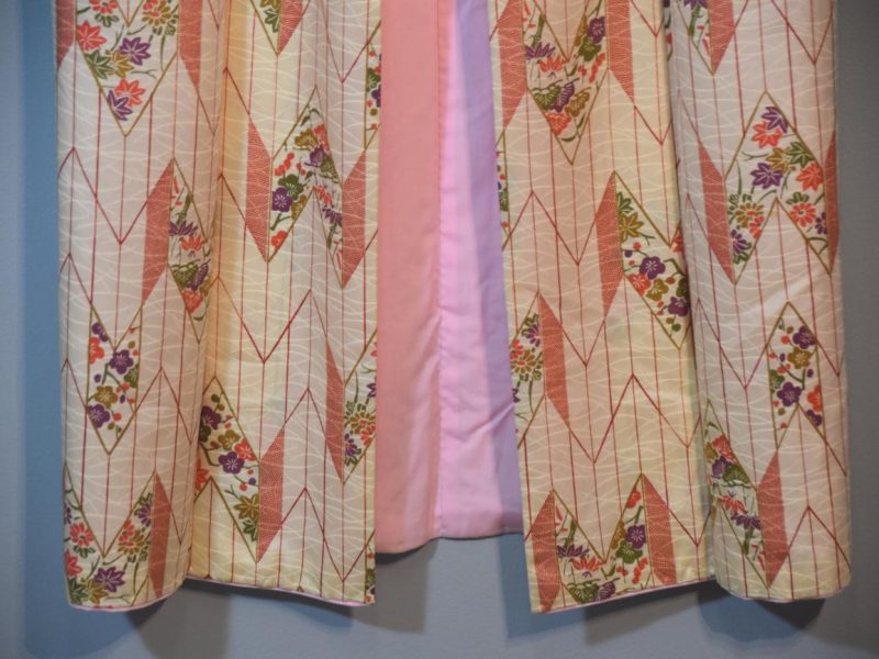 Japanese Vintage Silk Kimono - Image 3