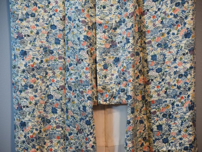 Japanese Vintage Silk Kimono - Image 3