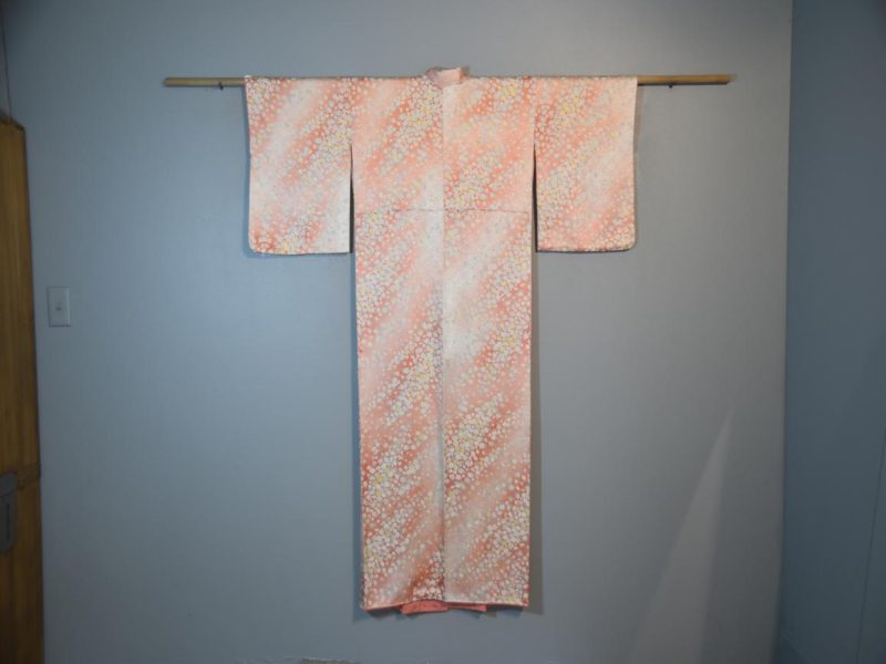 Peaches and Cream Floral Japanese Vintage Silk Kimono