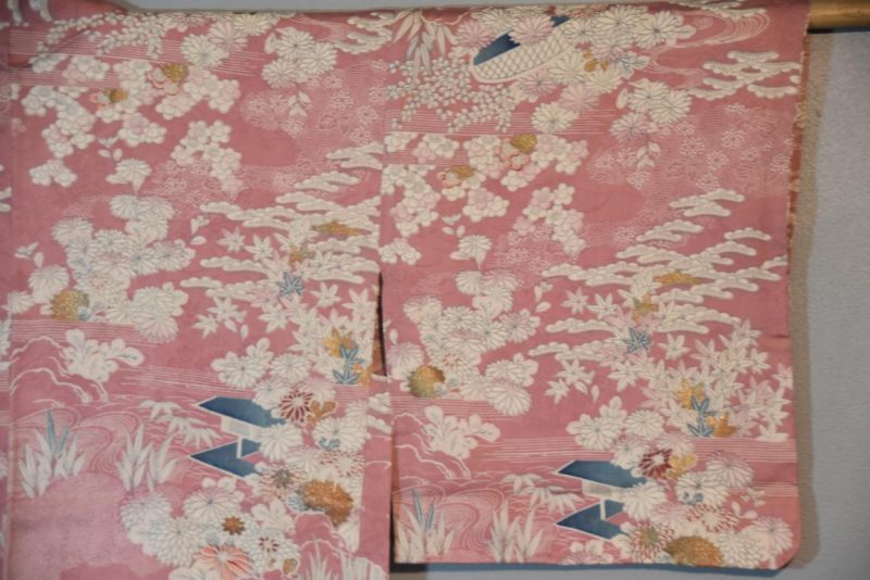 Pink with Garden Scenes Vintage Silk Haori - Image 5