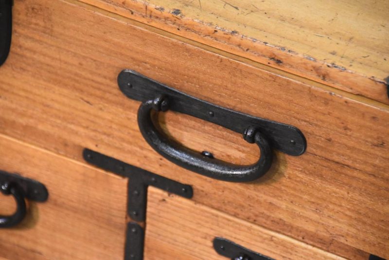 Antique Kodansu Small Chest Width:665mm - Image 4