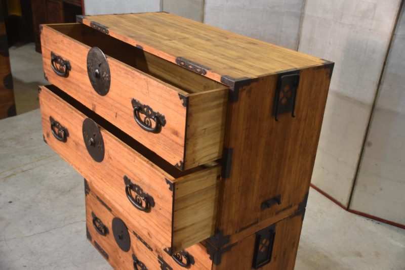 Japanese Clothing Chest 2 Sections Width:915mm - Image 9