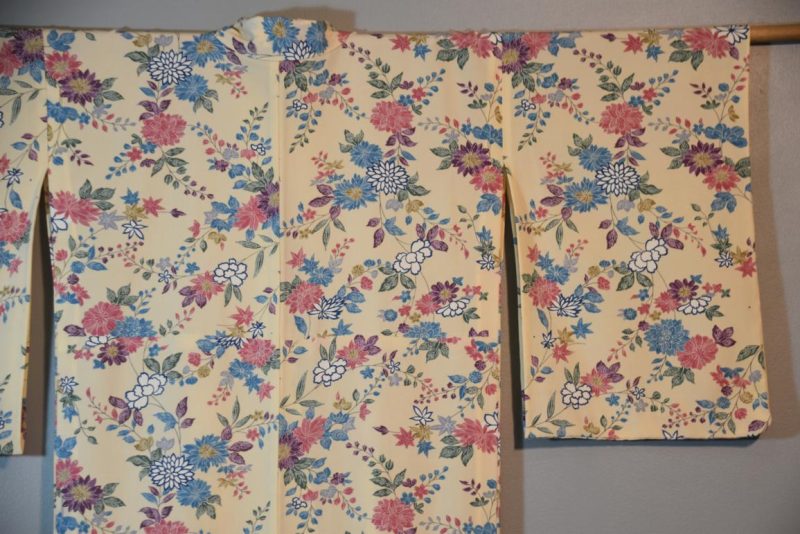 Pinks and Blues Japanese Silk Kimono - Image 5