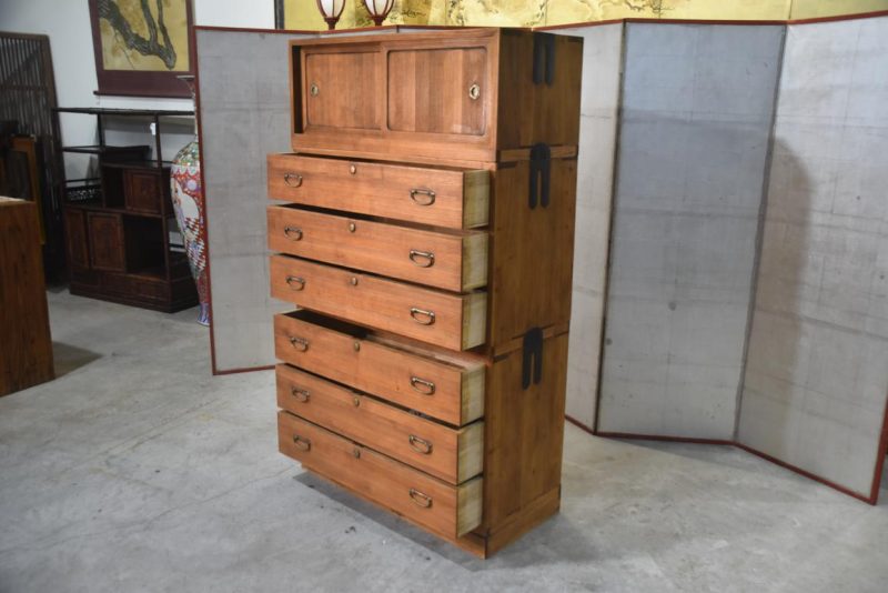 Vintage Wedding Chest (3 Sections) Width:910mm - Image 11