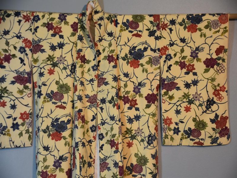 Vintage Soft Warm Silk Kimono - Image 5