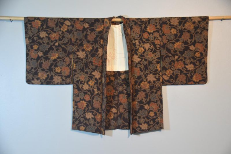 Vintage Japanese Silk Haori Jacket - Image 3