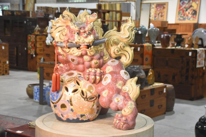 Large Kutani Pottery Shishi Buddhist Lion Dog Height:580mm