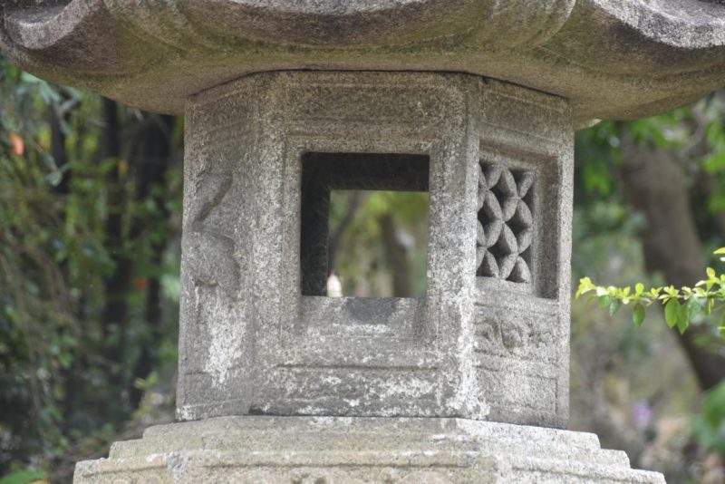 Antique Granite Garden Lantern Height:2900mm - Image 4