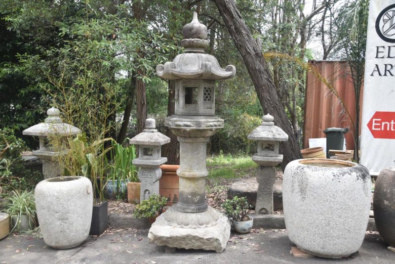 Antique Granite Garden Lantern Height:2650mm
