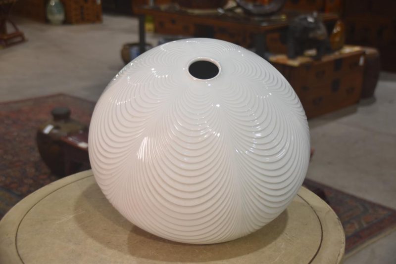 Japanese Hakuji White Celadon Vase Width:365mm - Image 4