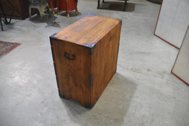 Antique Kodansu Small Chest Width:590mm - Image 3