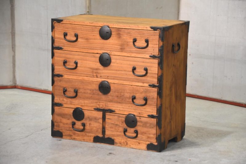 Antique Kodansu Small Chest Width:590mm