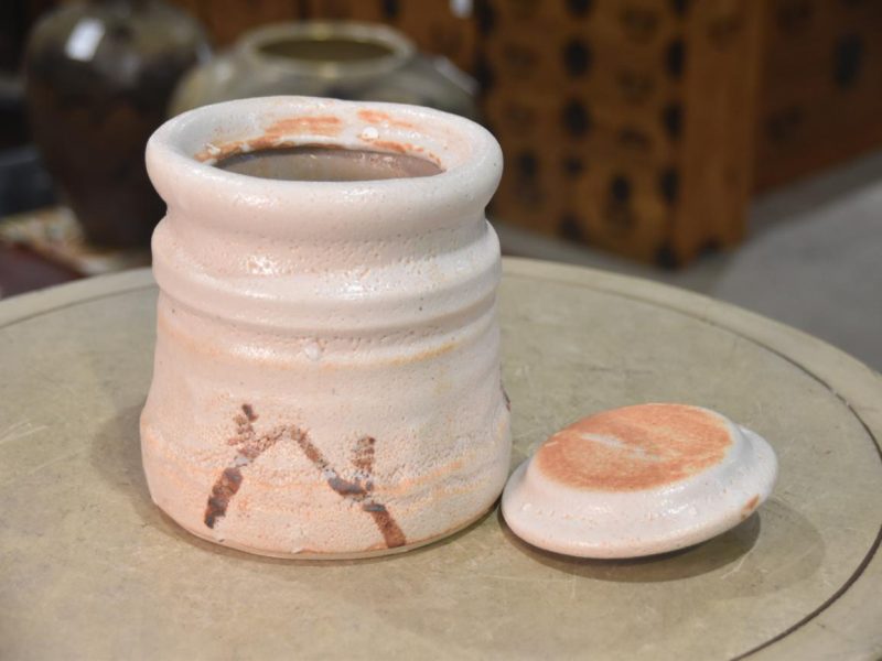Shino Pottery Mizuzashi Width:180mm - Image 7