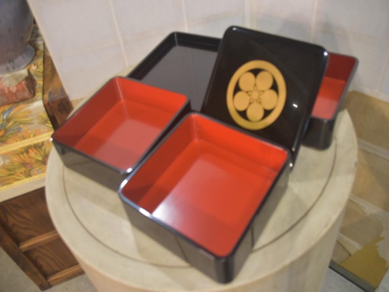 Jubako Layered Food Container - Image 4