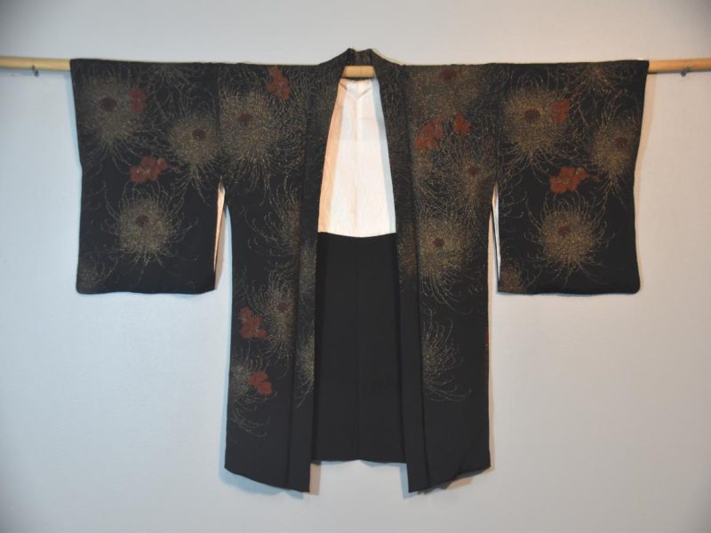 Silk Haori Jacket with Lacquered Metallic Thread - Image 5