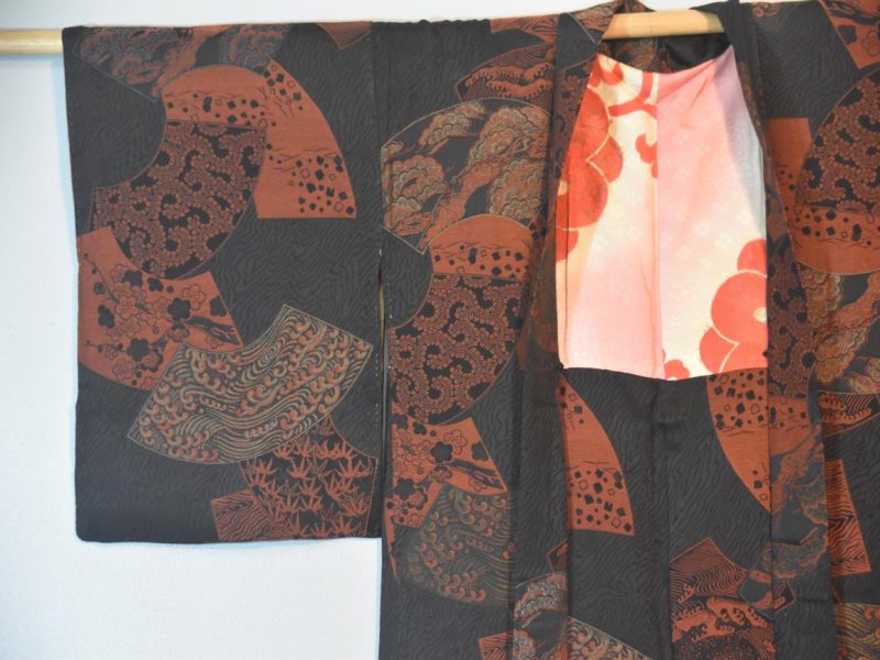 Silk Haori Jacket with Lacquered Metallic Thread - Image 4