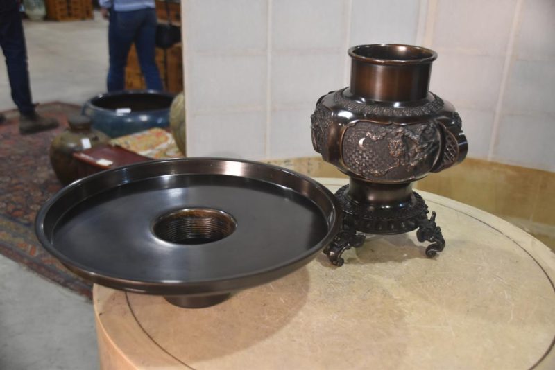 Bronze Usubata Vase Width:330mm - Image 8