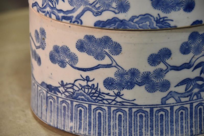 Japanese Blue and White Stencil (Igezara) Jubako Height:300mm - Image 2