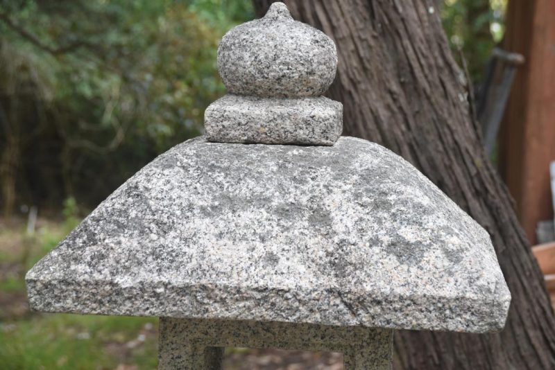 Vintage Oribe Granite Garden Lantern Height:1400mm - Image 3