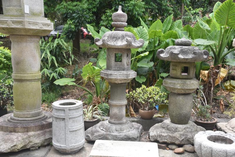 Antique Granite Garden Lantern Height:1800mm