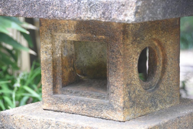 Vintage Oribe Granite Garden Lantern Height:1300mm - Image 2