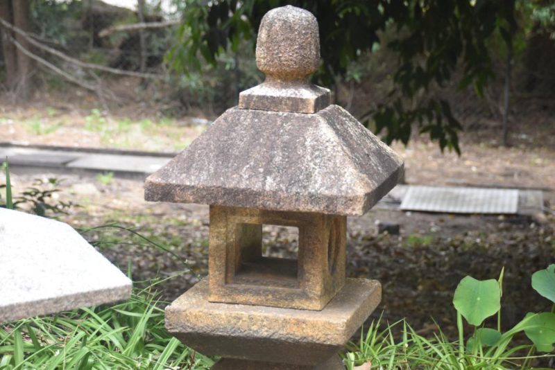 Vintage Oribe Granite Garden Lantern Height:1300mm - Image 3