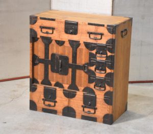 Meiji Period Tokyo Region Merchant Chest Width:680mm