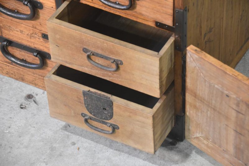 Meiji Period Tokyo Region Merchant Chest Width:780mm - Image 7