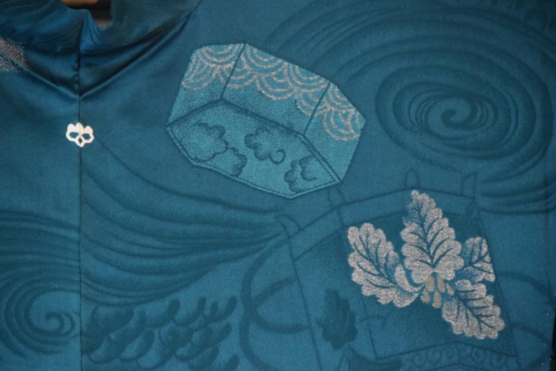 Vintage Japanese Silk Haori Jacket - Image 2