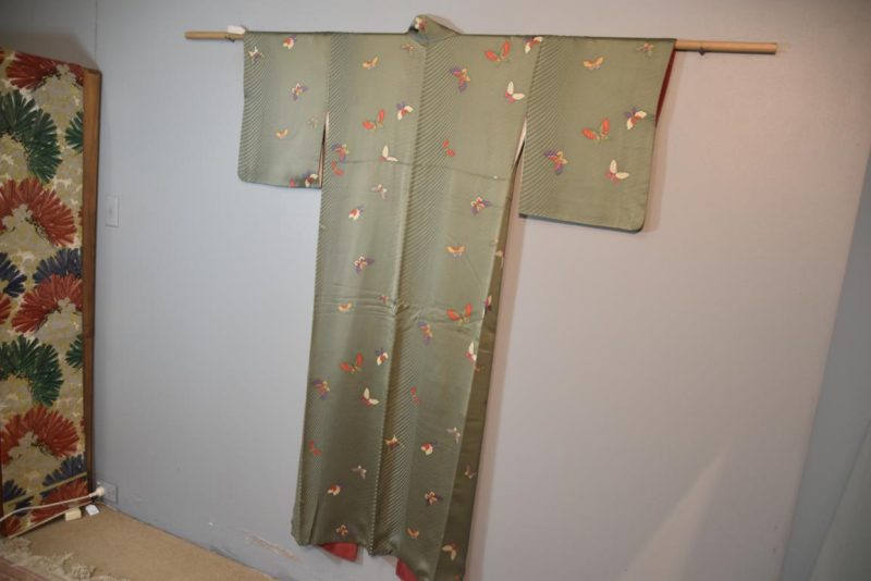 Butterfly Design Soft Japanese Silk Kimono - Image 4
