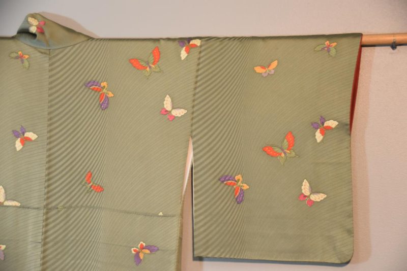 Butterfly Design Soft Japanese Silk Kimono - Image 3